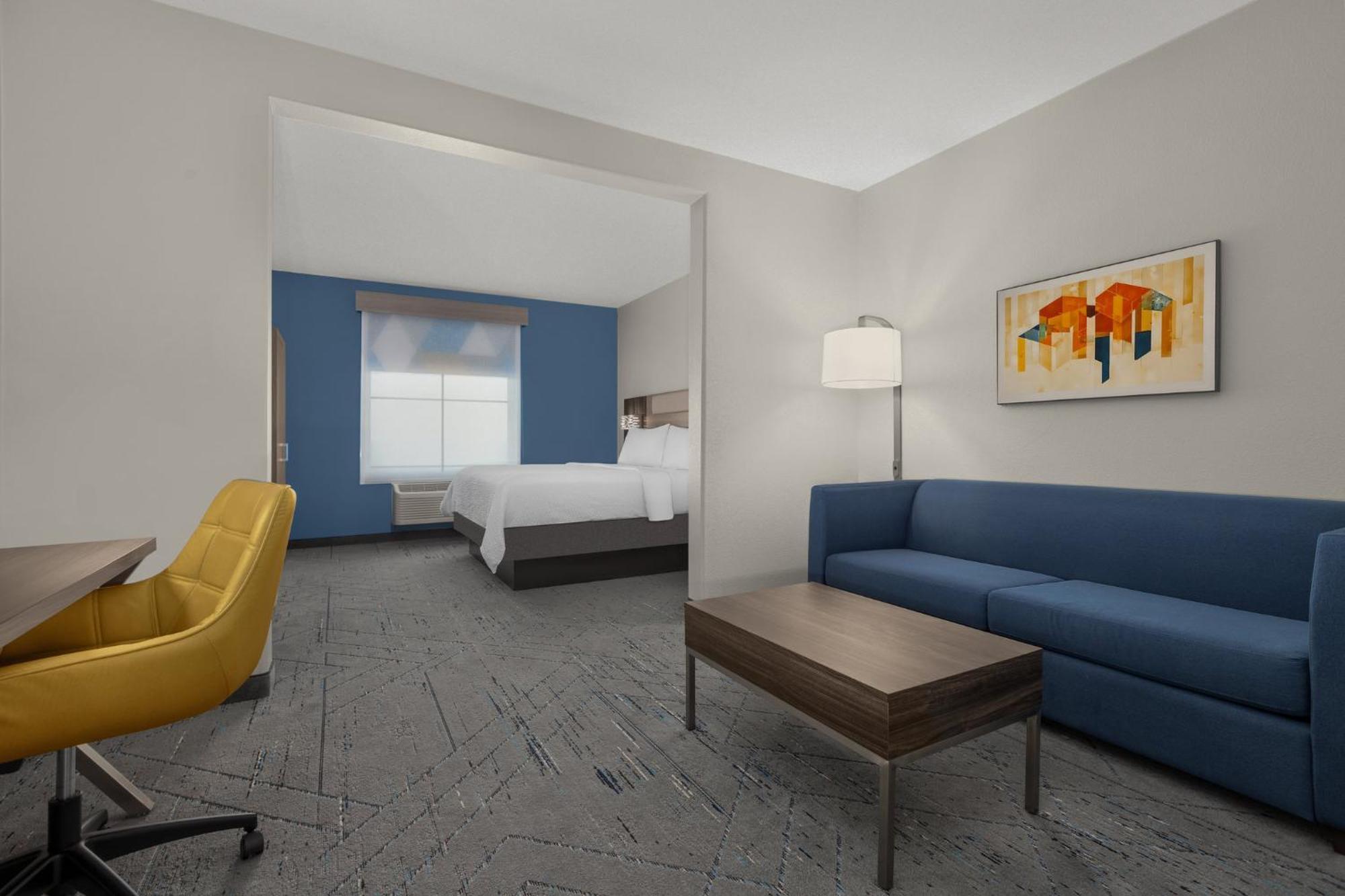 King Suite with City View